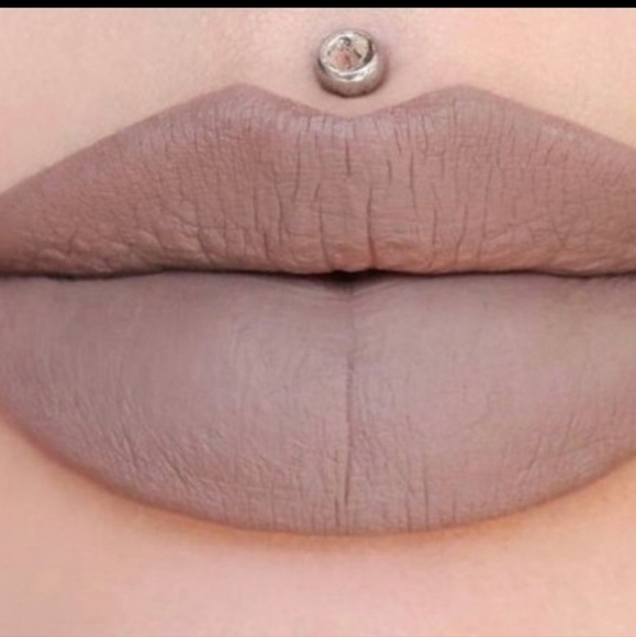 Jeffree Star Liquid Lipstick NIB 5.5ml Mannequin - Picture 1 of 1